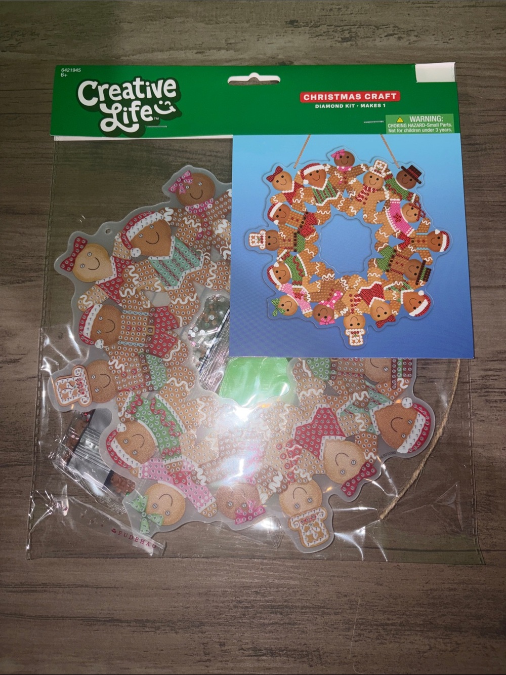 🆕💜 Creative Kids DIY Gingerbread Wreath Christmas Craft Kit New